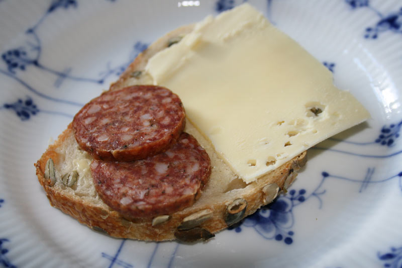 &amp;#39;Helge&amp;#39; Cheese sandwich with Italian Salami - Amazing Sandwiches ...
